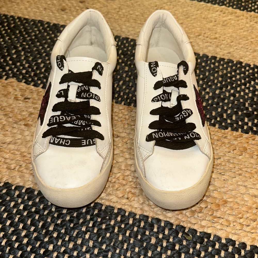 Sara Basic sneakers